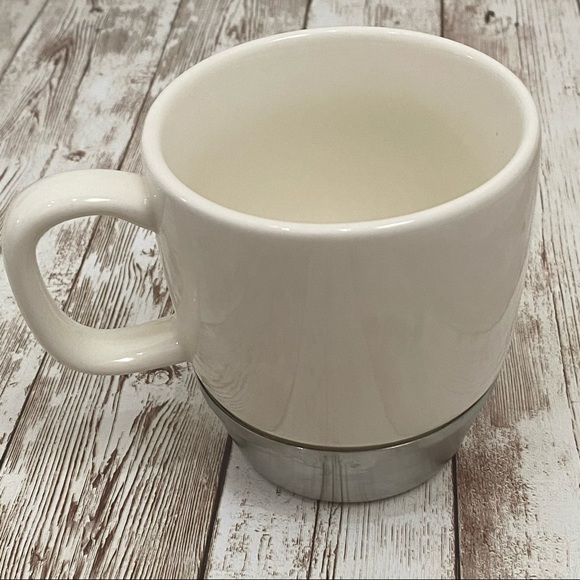 Vintage 2006 Starbucks White with Metal Base Mug - Picture 4 of 9